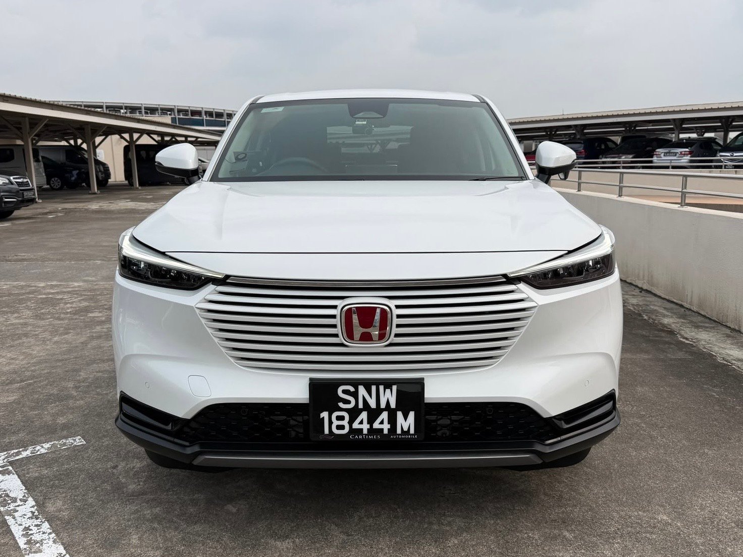 Honda Vezel 1.5 G photo 3
